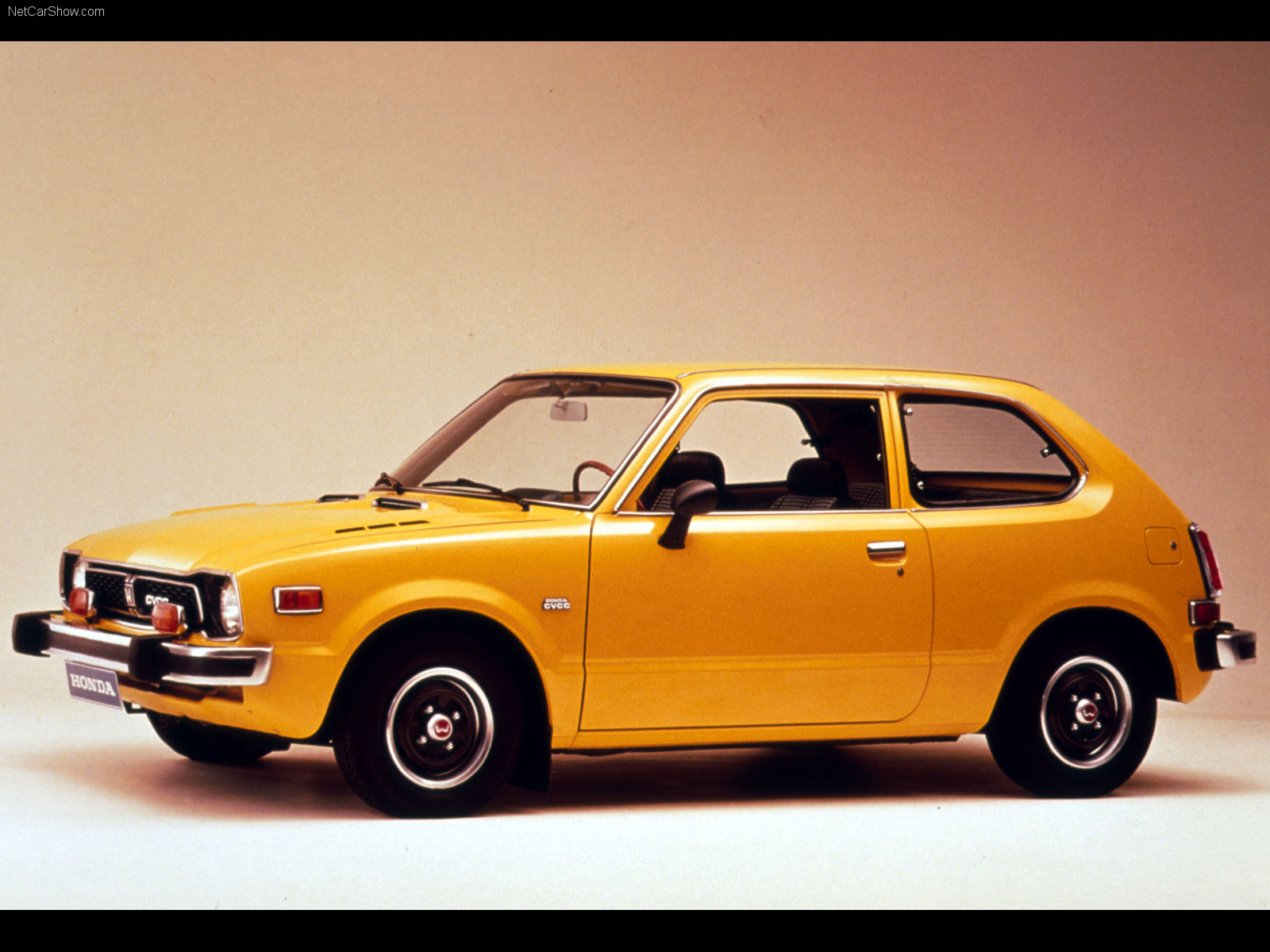 Honda-Civic_CVCC_1975_1600x1200_wallpaper_02.jpg